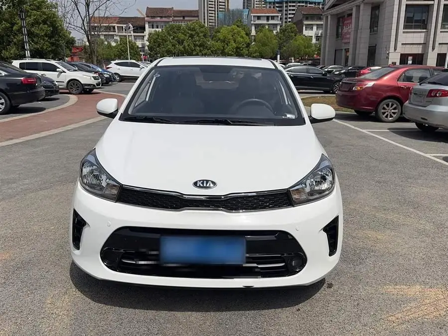 هانشي 2020 طراز 1.4 لتر أوتوماتيكي مريح مع سقف بانورامي