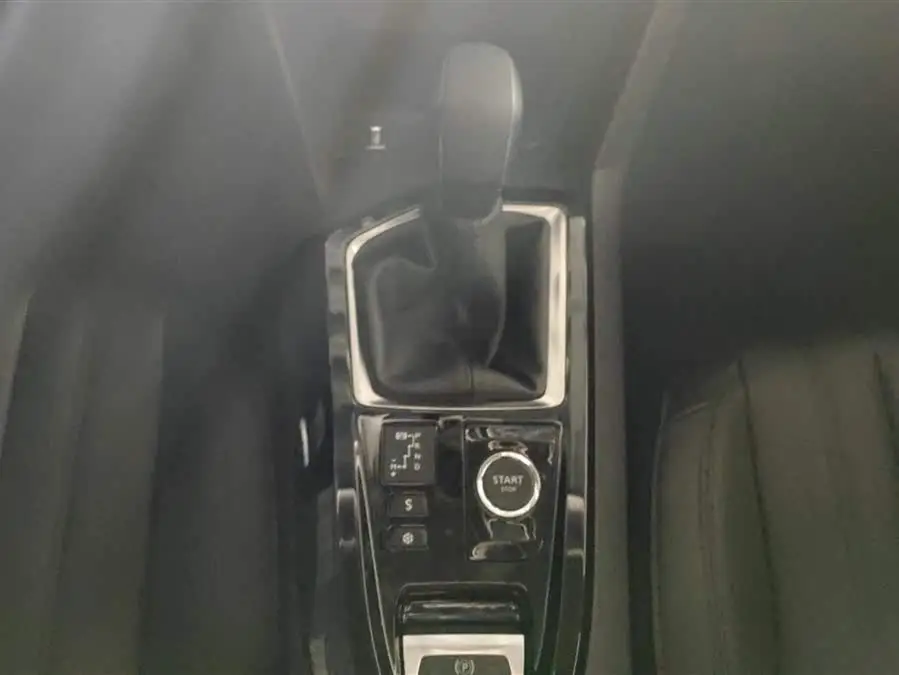 Peugeot 408 2024 360THP La Tour Version