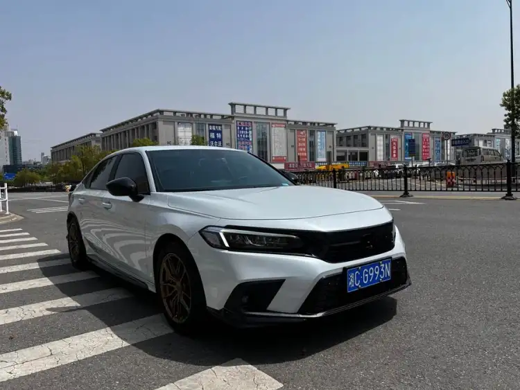 Civic 2023 2.0L e:HEV Pioneer Edition