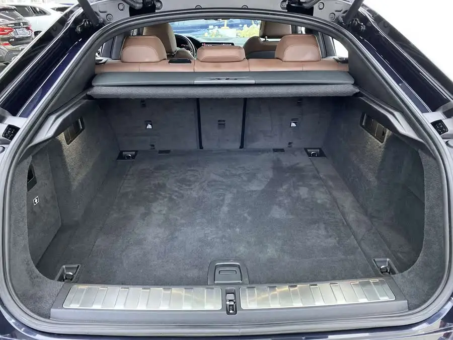 BMW X6 2021 xDrive30i M Sport Package