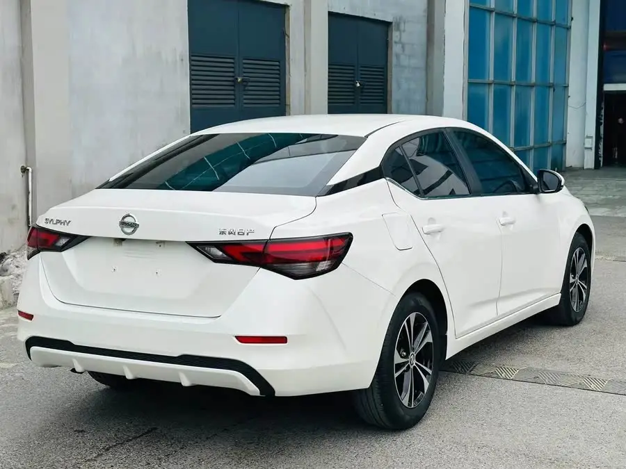 نيسان سيلفي 2022 1.6 لتر XL CVT استمتع