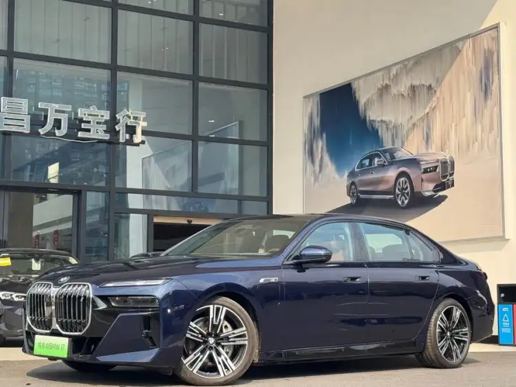 BMW i7 2023 xDrive60L M Sport Package