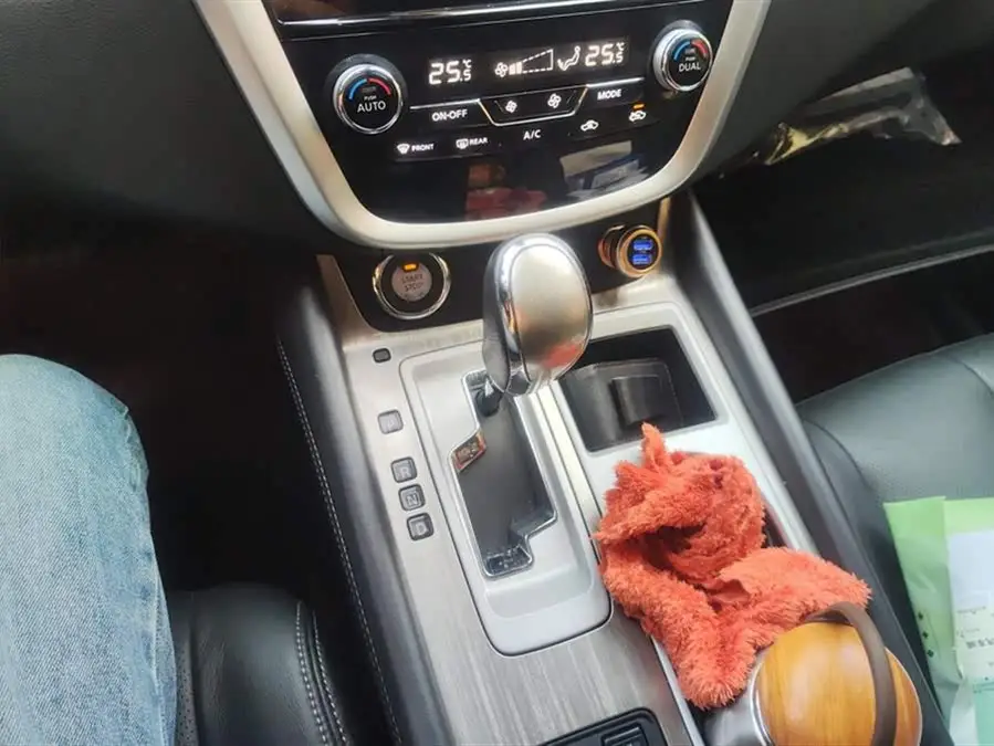 لو لان 2021 2.5L XL بلس دفع ثنائي ذكي رائد