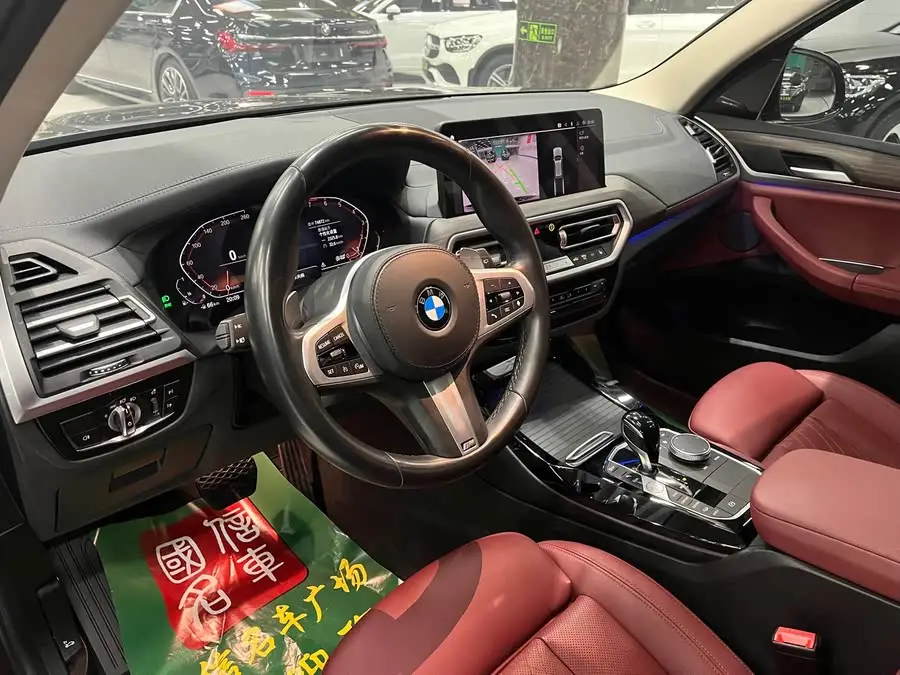 BMW X3 2022 xDrive30i Leading Model M Night Package