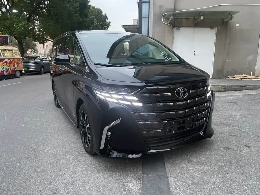 ألفارد 2024 هجين 2.5 لتر إصدار بريميوم