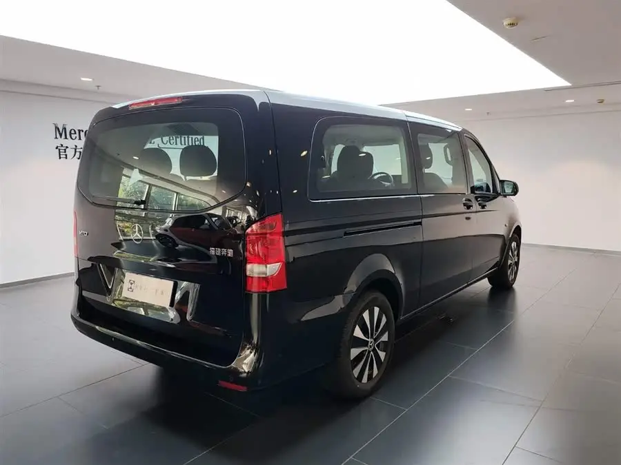 فيتو 2023 موديل 2.0T إصدار الأعمال 7 مقاعد