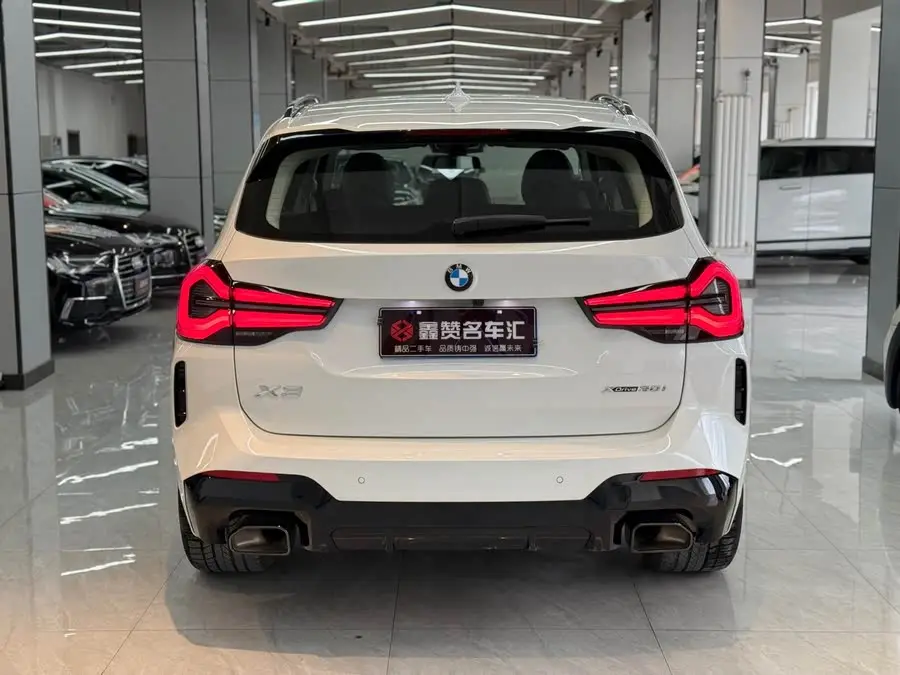 BMW X3 2023 xDrive30i Leading Model M Night Package