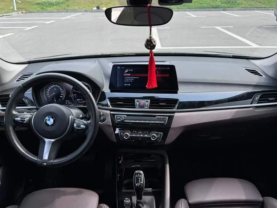 بي إم دبليو X1 2020 sDrive20Li بريميوم