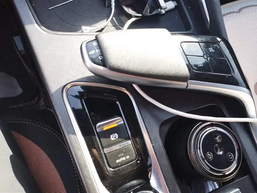 تشانجان UNI-T 2022 1.5T بريميوم