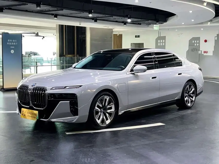 BMW i7 2023 eDrive50L Leading M Sport Package