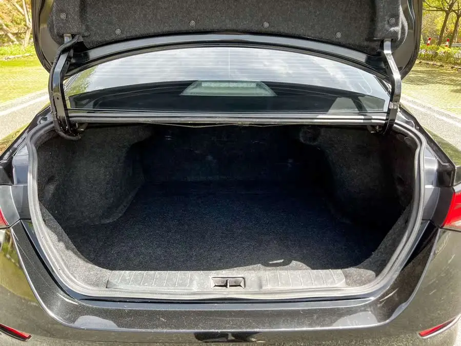 2020 نيسان سيلفي 1.6 لتر XL CVT نسخة الاستمتاع