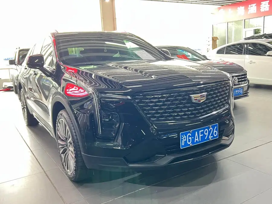 Cadillac XT4 2024 28T Luxury FWD