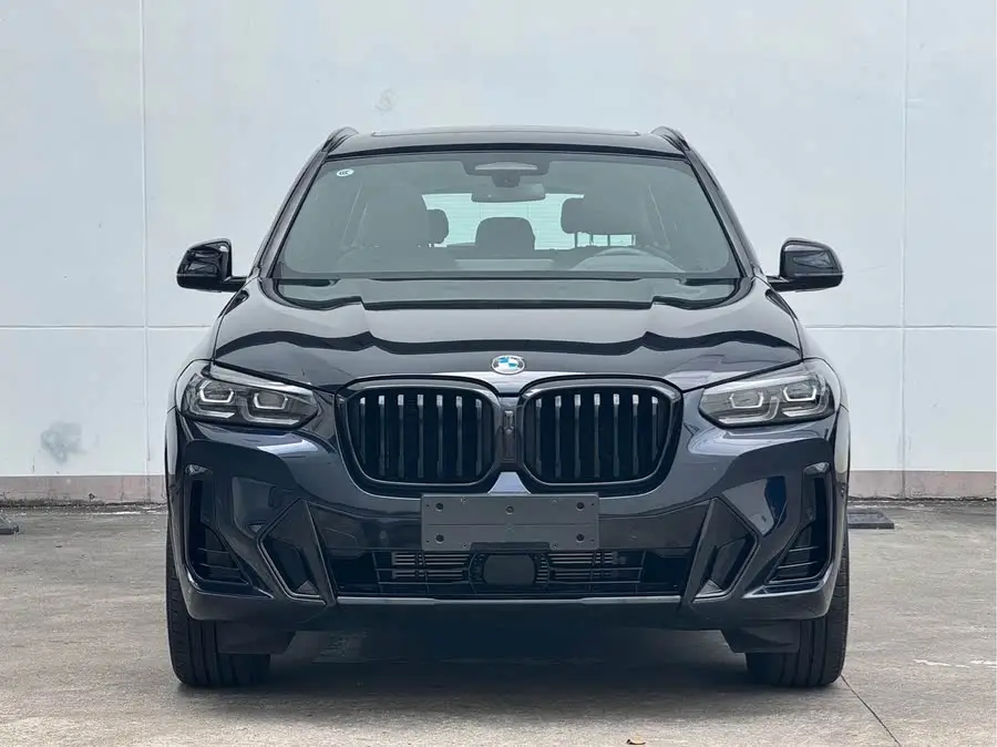 BMW X3 2023 xDrive30i Luxury M Night Package