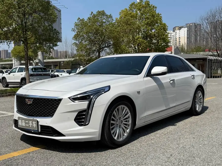 كاديلاك CT6 2021 28T النخبة