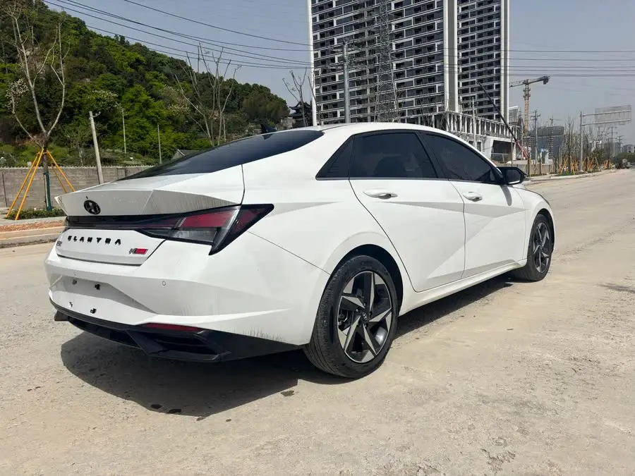 إلنترا 2022 1.5 لتر CVT GLX النخبة