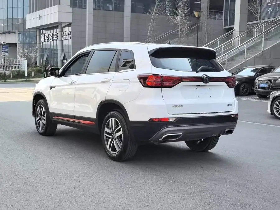 تشانغ آن CS75 2022 نسخة الحوت الأزرق 1.5T DCT الفاخرة