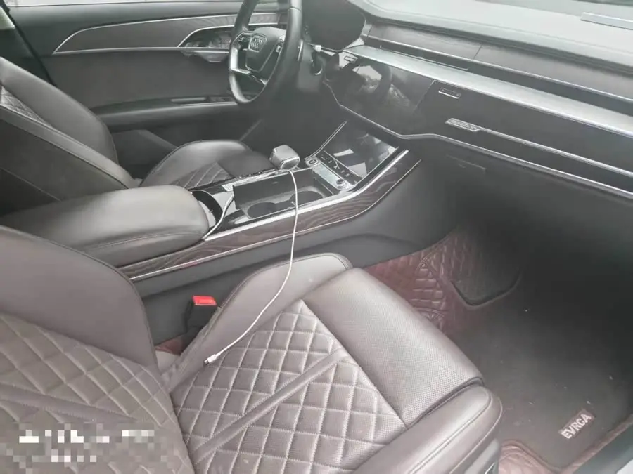 أودي A8 2022 طراز A8L 50 TFSI quattro إصدار الراحة الإصدار الجامع