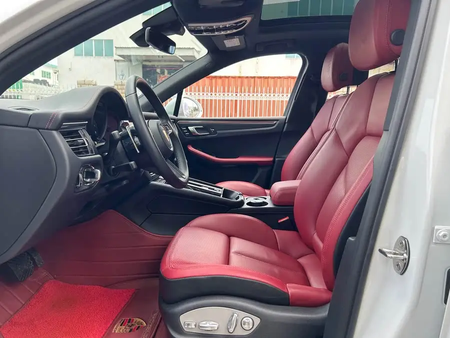 2023 Macan Macan 2.0T