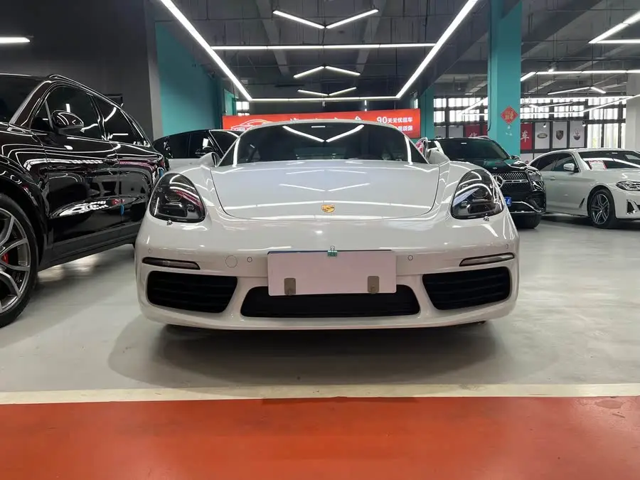 Porsche 718 2020 Cayman 2.0T