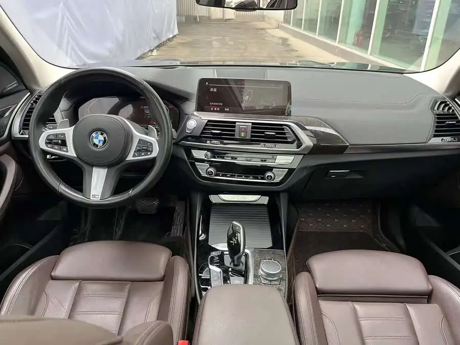 بي إم دبليو X3 2020 طراز xDrive30i إصدار رائد حزمة M الرياضية