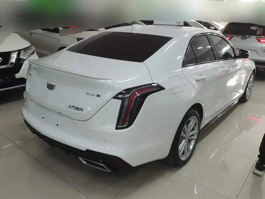 كاديلاك CT4 2020 طراز 28T الأنيق