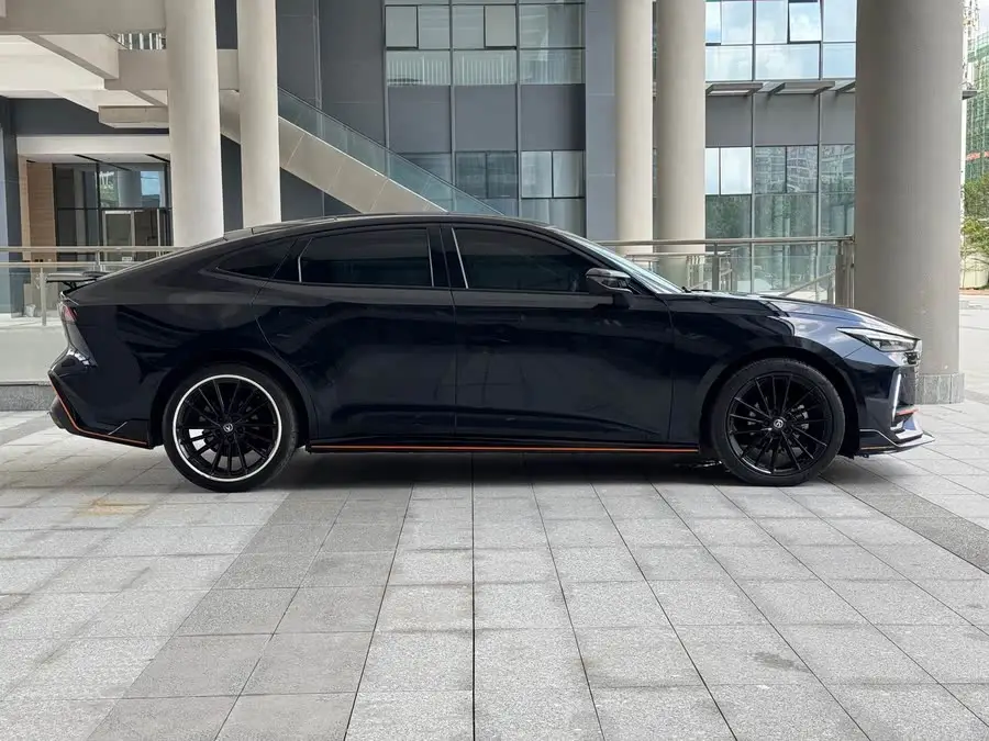 Changan UNI-V 2022 1.5T Sport Edition