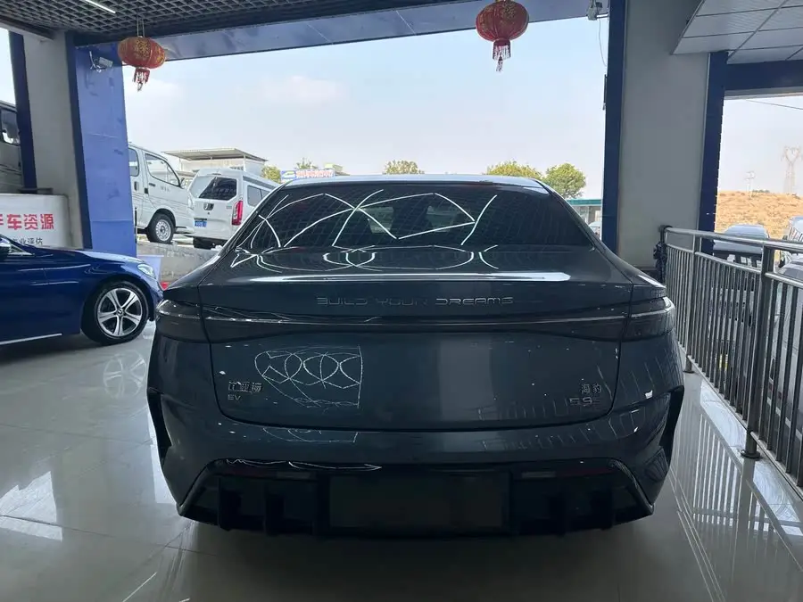 فقمة 2022 إصدار 700 كم مدى طويل دفع خلفي