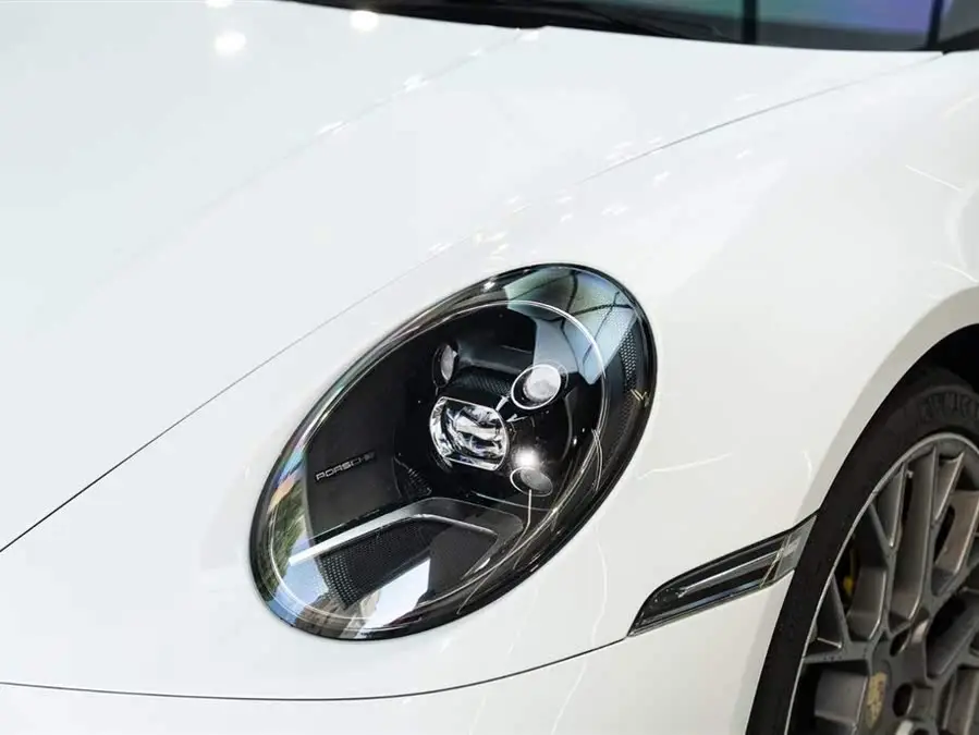 بورش 911 2023 كاريرا 3.0T