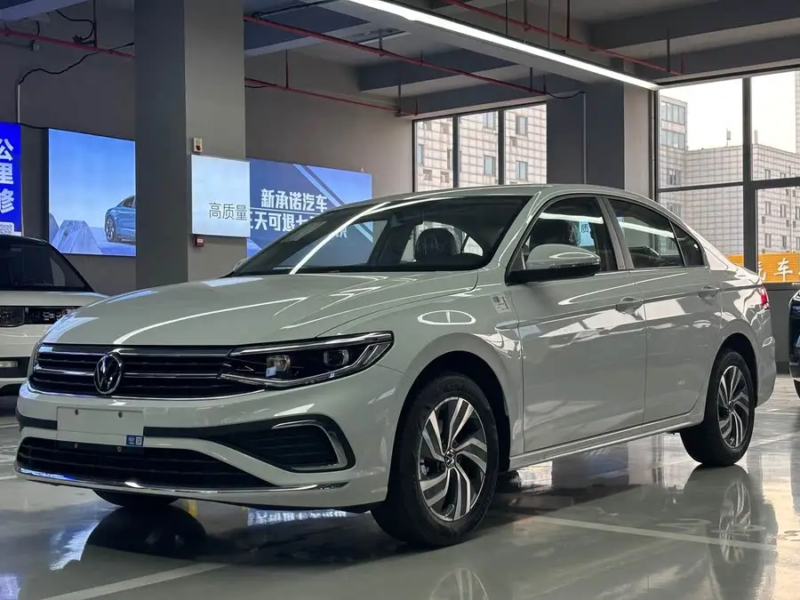 Volkswagen Bora 2025 200TSI DSG Joy Navigation Edition