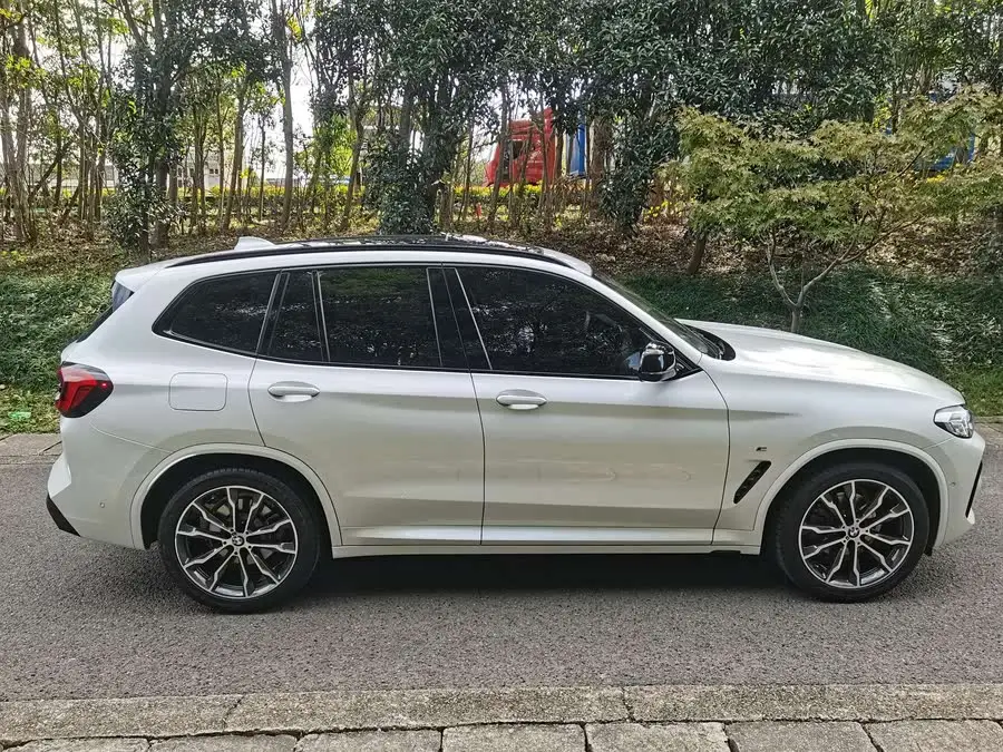 BMW X3 2023 xDrive30i Leading M Night Package
