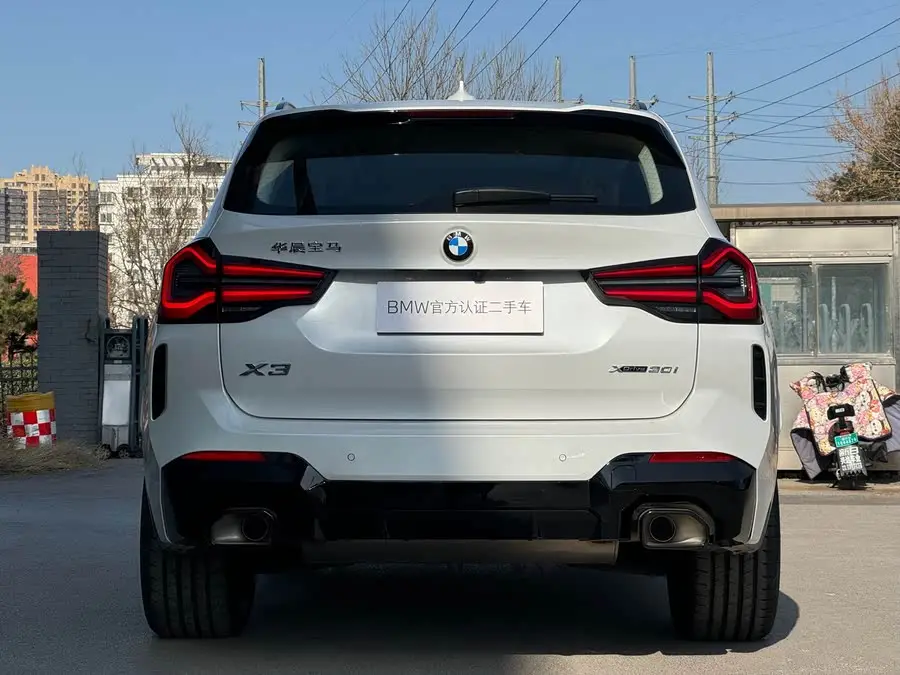 BMW X3 2023 xDrive30i Leading Model M Night Package