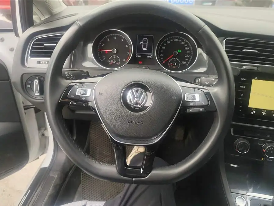 غولف 2020 نسخة الحب 280TSI DSG المريحة