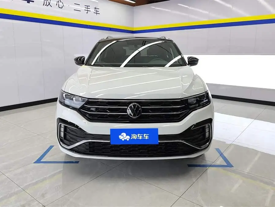 T-ROC 2021 280TSI DSG دفع ثنائي R-Line Pro إصدار الاتصال الذكي