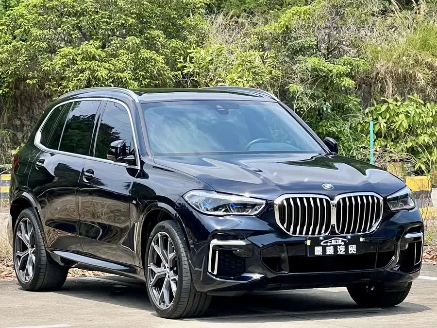 بي إم دبليو X5 2022 xDrive 40Li مجموعة M الرياضية