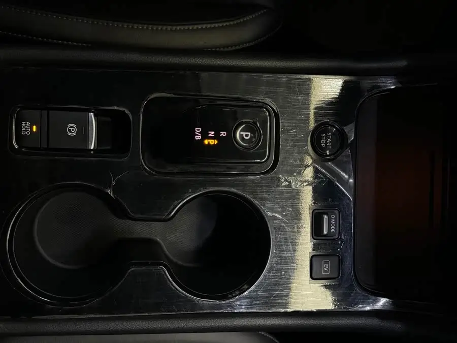 2022 نيسان سيلفي e-POWER ألترا