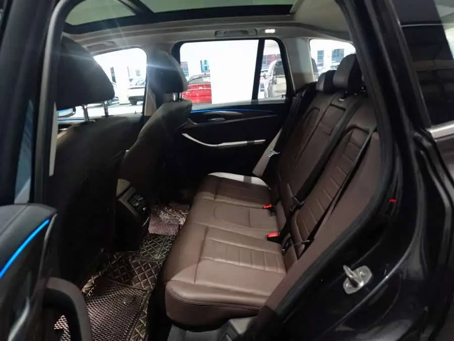 بي إم دبليو آي إكس 3 2021 إصدار متقدم