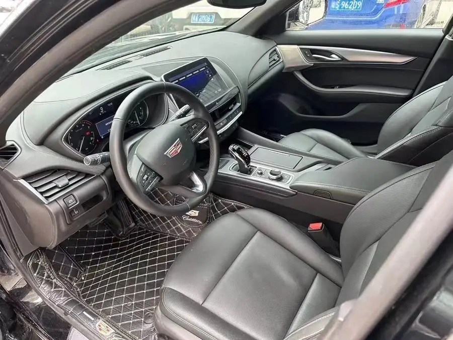 كاديلاك CT5 2021 28T فاخرة