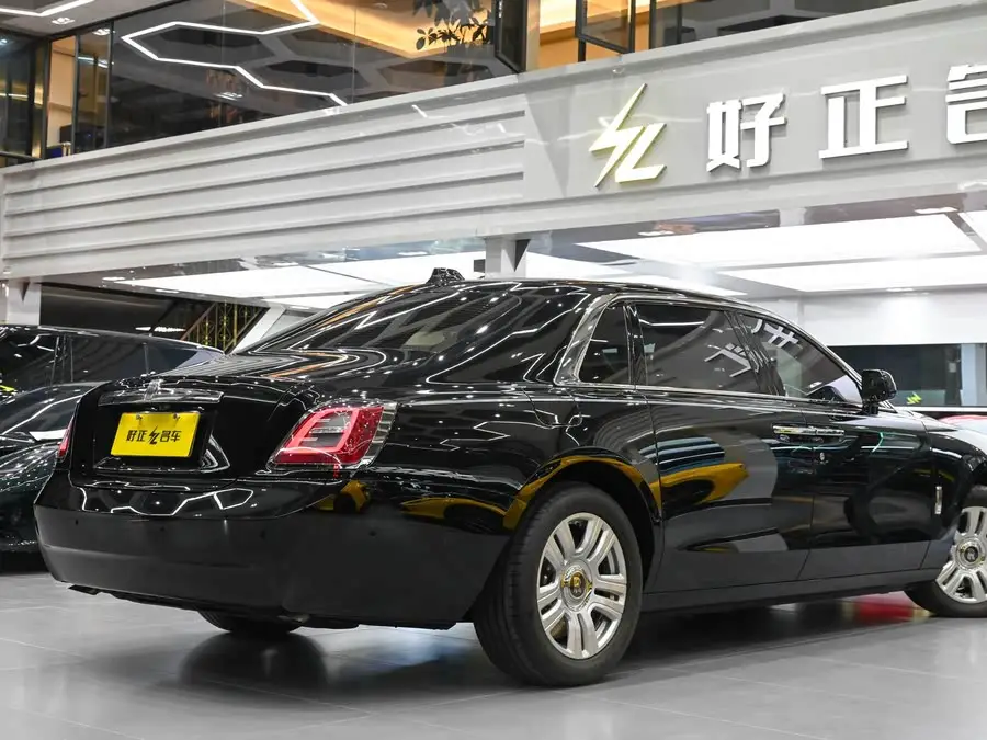 غوست 2021 6.7T النسخة ذات قاعدة العجلات الطويلة