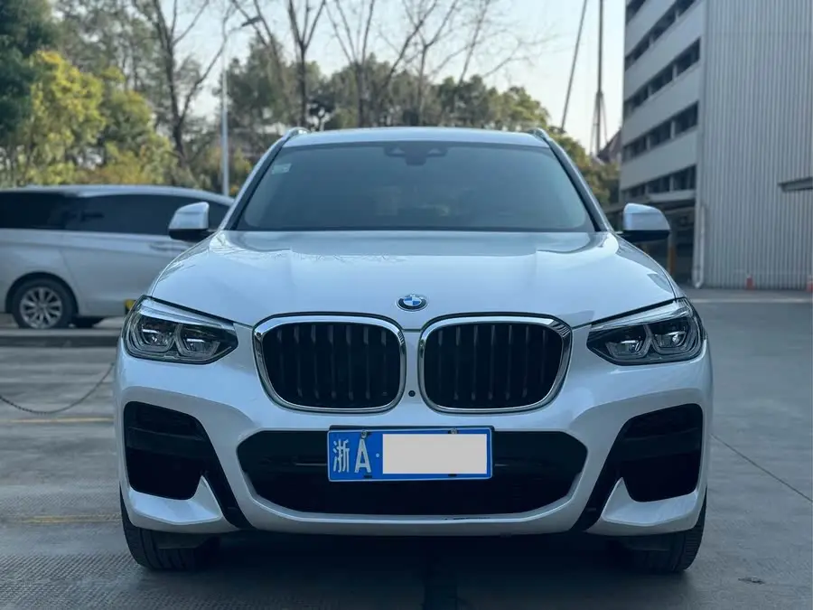 بي إم دبليو X3 2021 xDrive28i حزمة M الرياضية