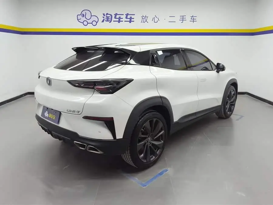 تشاينغن UNI-T 2020 1.5T بريميوم