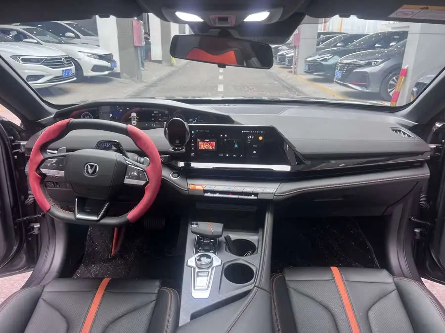 Changan UNI-V 2024 1.5T Premium