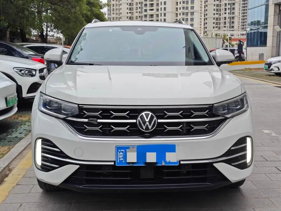 تيرون 2023 330TSI دفع ثنائي R-Line إصدار عالي الطاقة