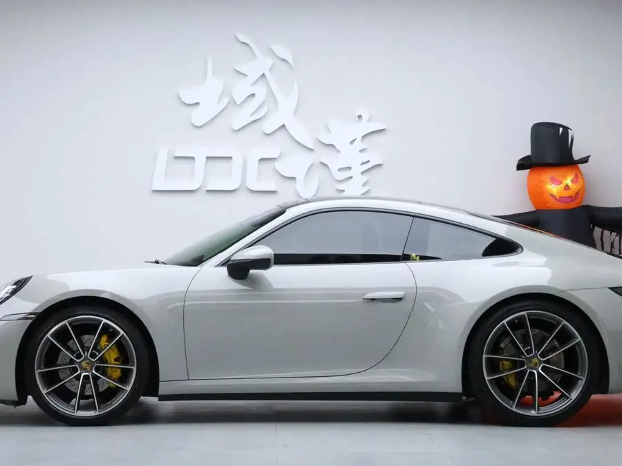 Porsche 911 2020 Carrera 3.0T