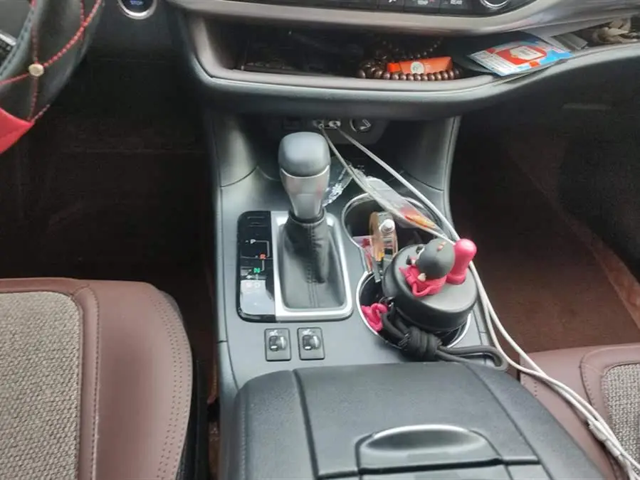 2021 تويوتا هايلاندر 2.0T دفع رباعي فاخر 7 مقاعد