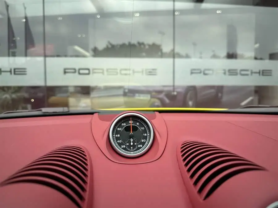 Porsche 718 2022 Cayman 2.0T