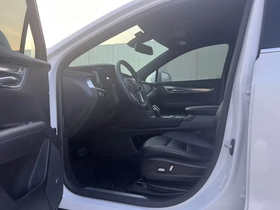 Cadillac XT5 2022 2.0T AWD Luxury