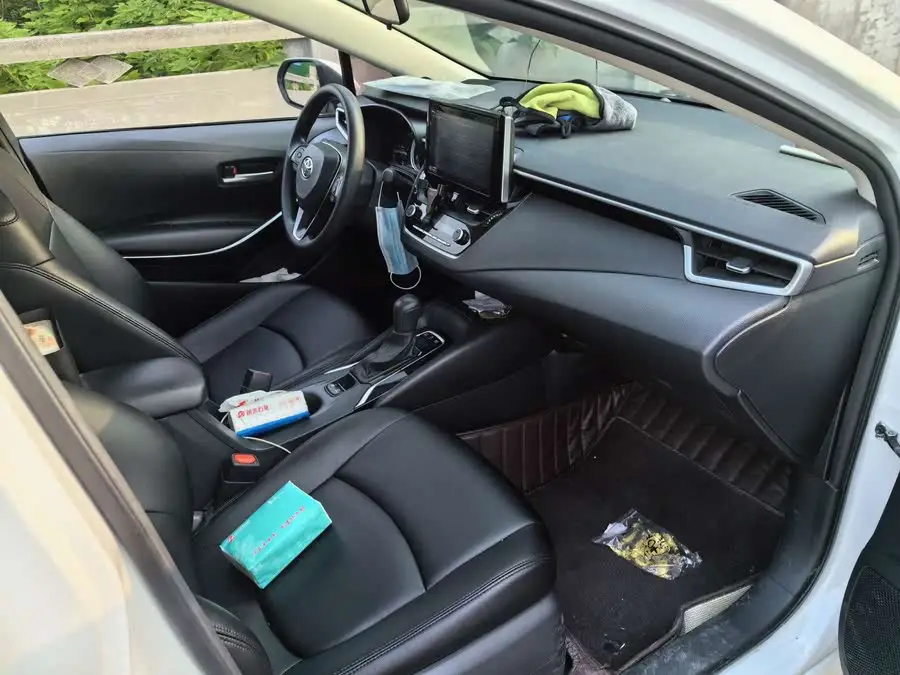 كورولا 2023 1.8 لتر هجينة كهربائية ذكية إصدار رائد