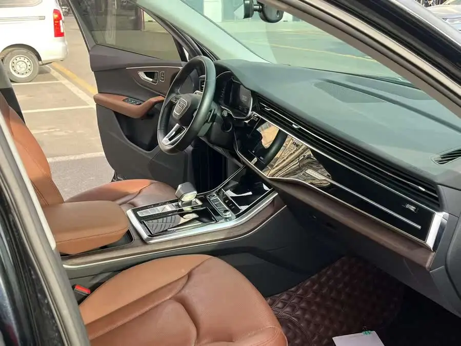 Audi Q7 2021 55 TFSI quattro S line Sport