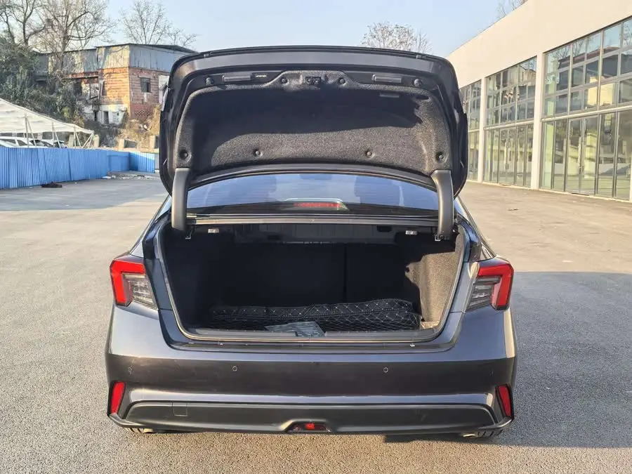 2023 Model Yinqi 240TURBO CVT Intelligent Edition