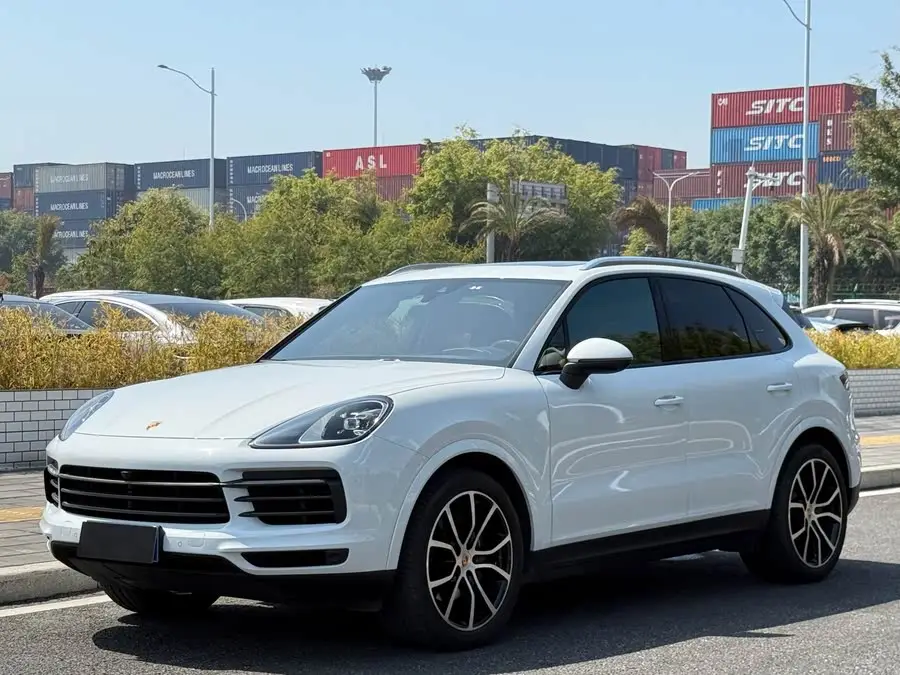 2023 Cayenne 3.0T Platinum Edition